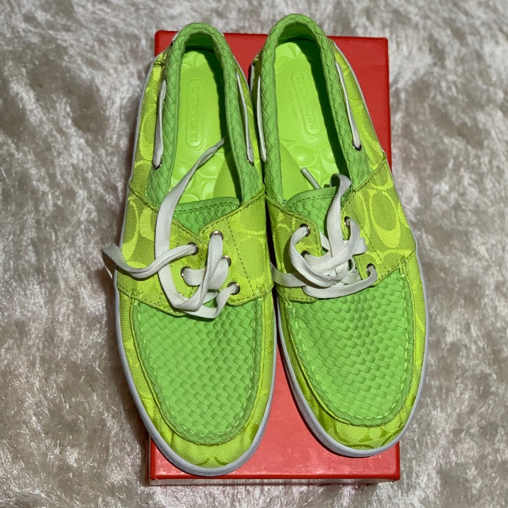 Coach 7.5 women’s shoes🖤💚💛
